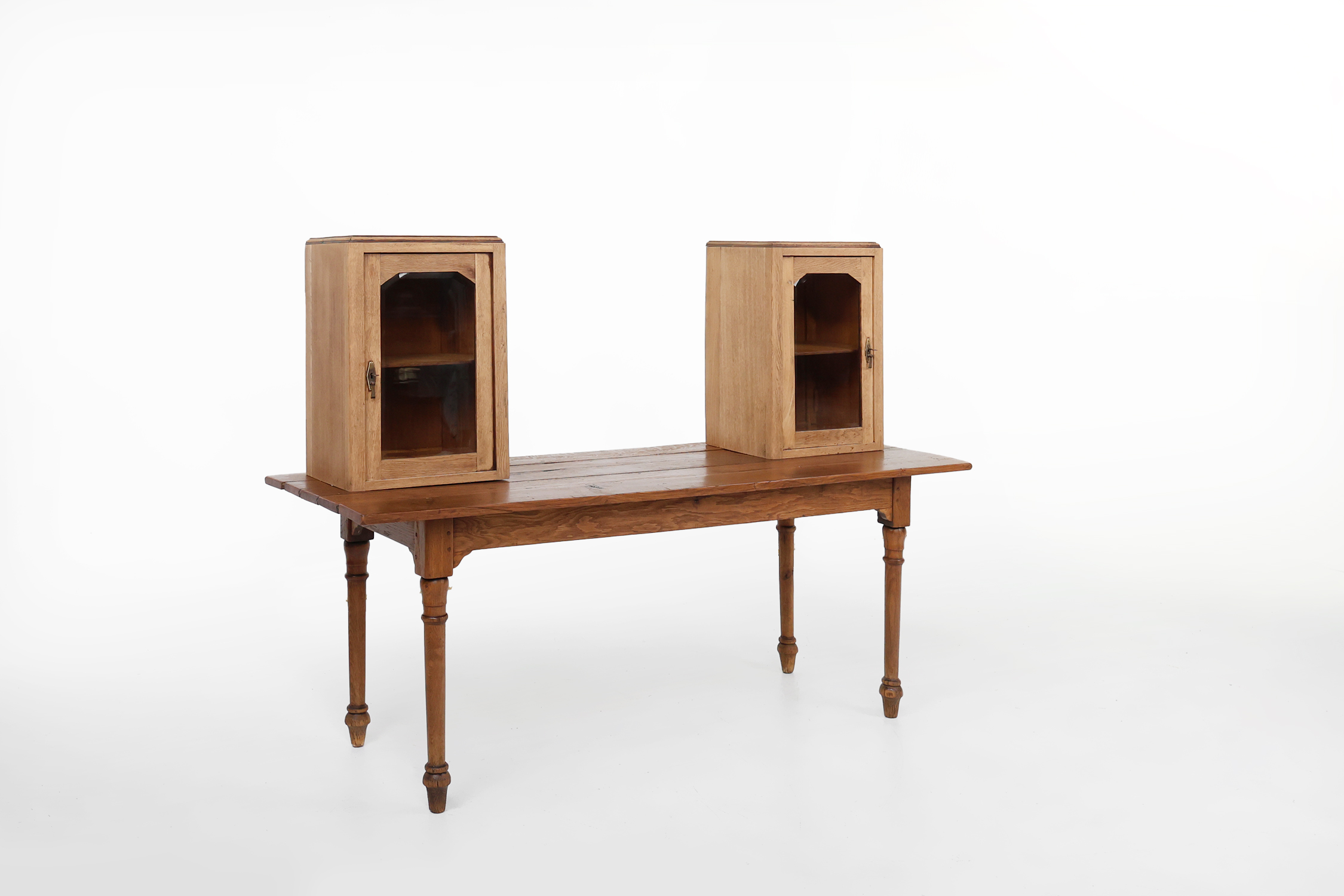 Mid-century table display cabinet, France ca. 1900thumbnail